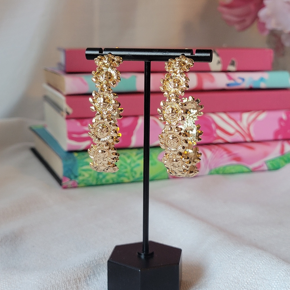 Wild Clover Gold Floral Earrings